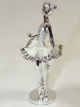 Figurka Baletnicy srebrno-perłowa 11x6x4,5