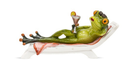 Figurka żaba na leżaku z drinkiem 10x19x7,5