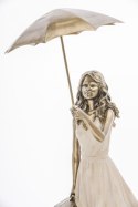Figurka dziewczyna z parasolem